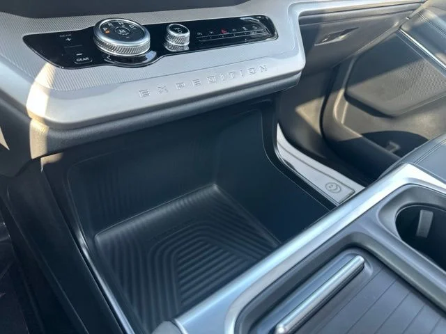 New 2027 Nocturnal Blue Metallic Ford Active image 41