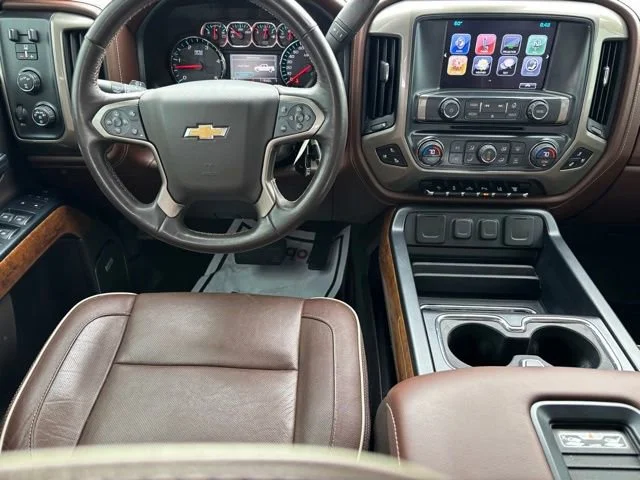 Used 2017 BUTTE RED METALLIC Chevrolet High Country image 19