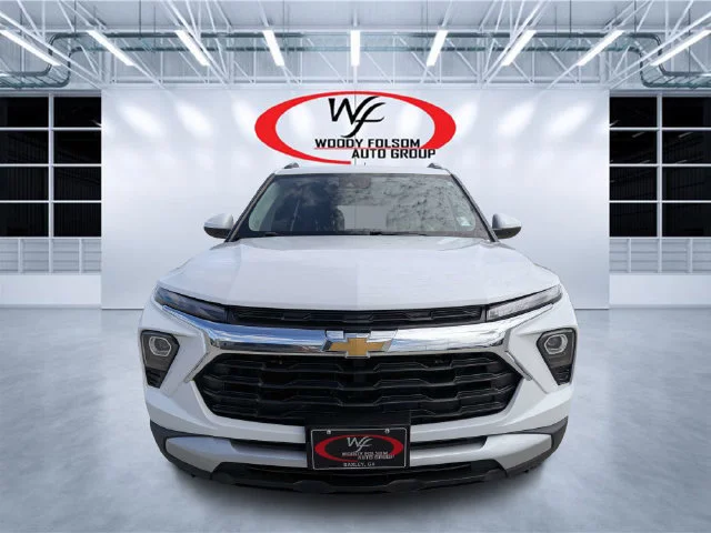 Used 2024 White Chevrolet LT image 8