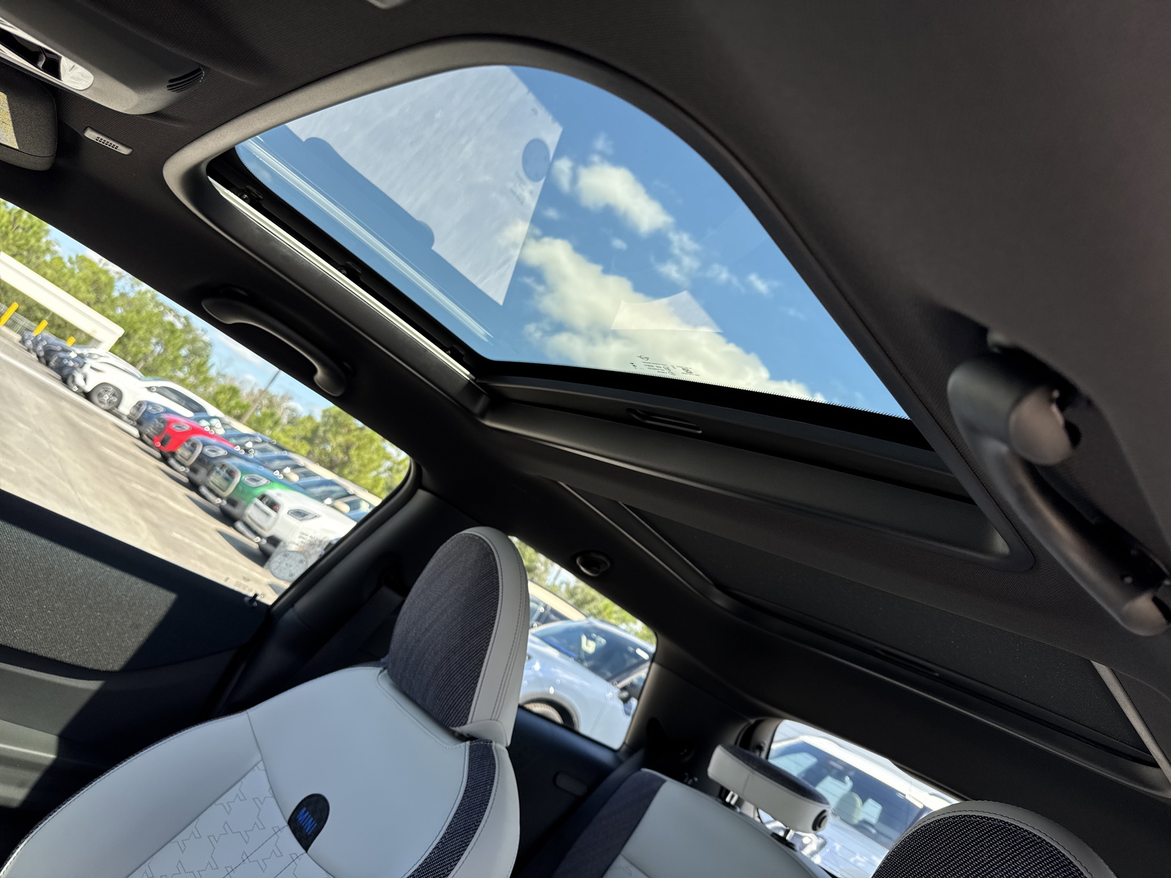 2026 MINI Hardtop 2 Door S - Photo 22