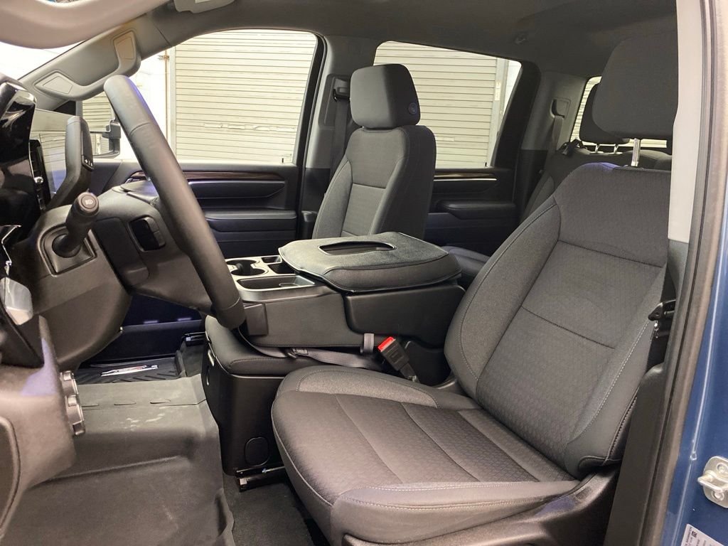 Used 2025 Blue Chevrolet LT image 21