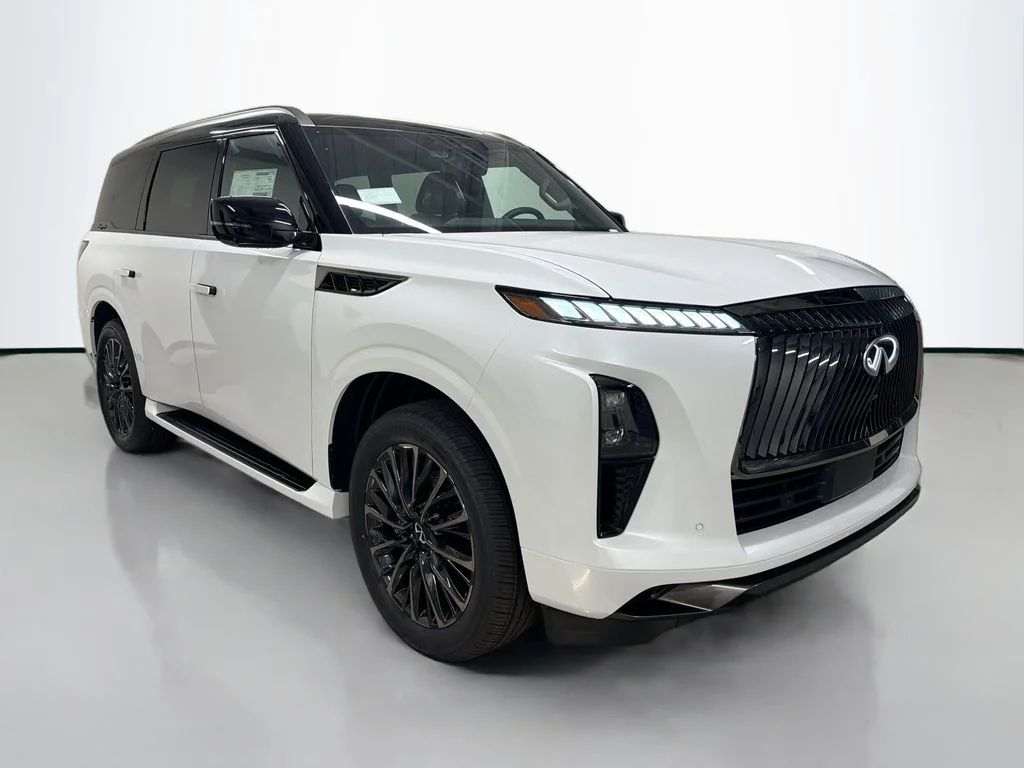 New 2026 White / Black INFINITI AUTOGRAPH image 7