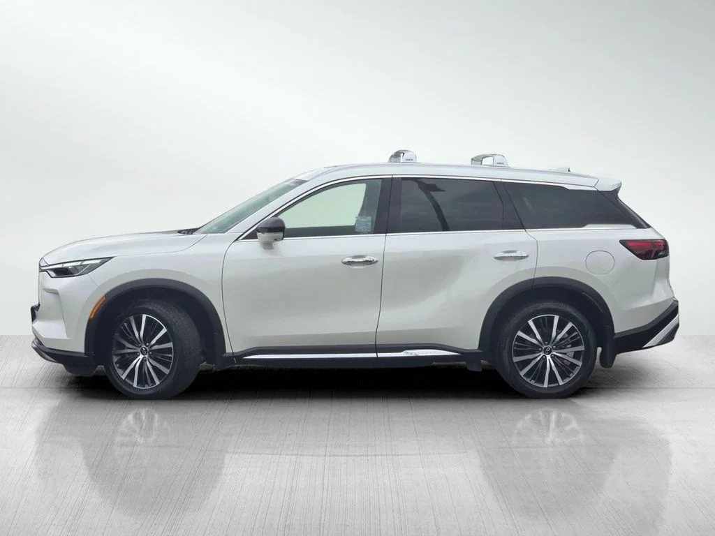 Used 2023 Majestic INFINITI Sensory image 7