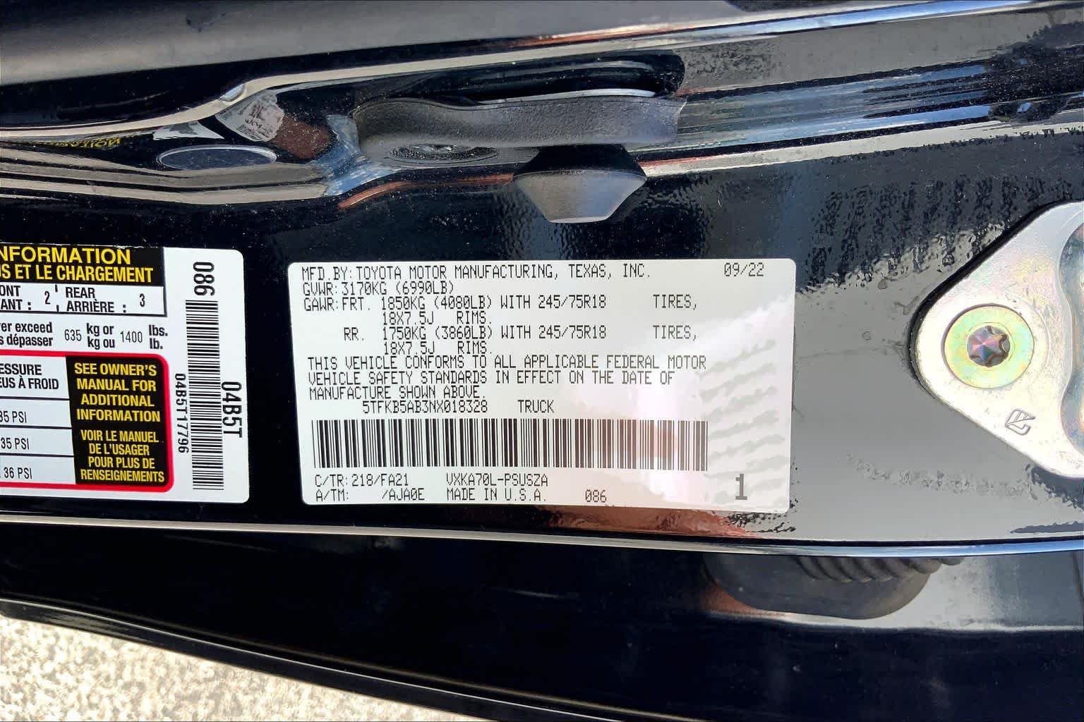 Used 2022 Midnight Black Metallic Toyota SR image 36