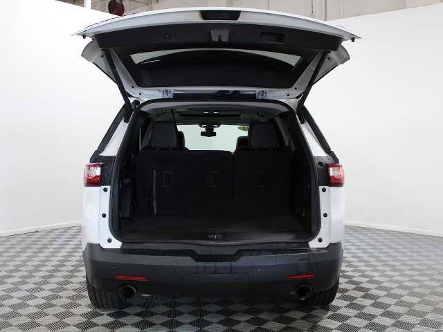 Used 2021 Summit White Chevrolet RS image 16