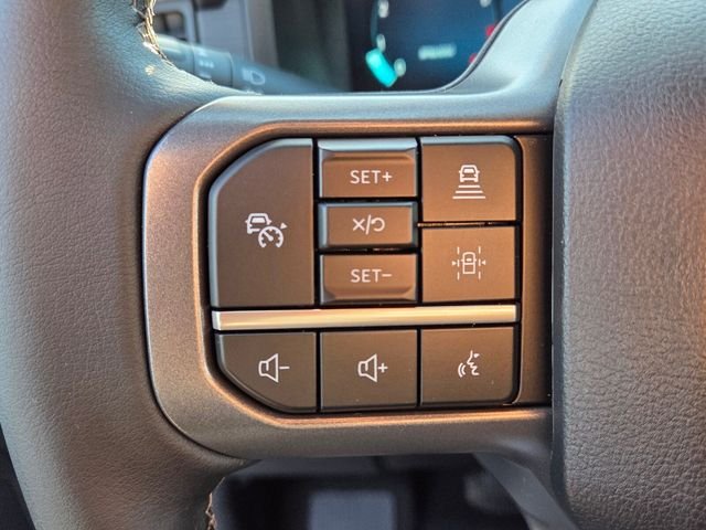 New 2026 Oxford White Ford XLT image 25