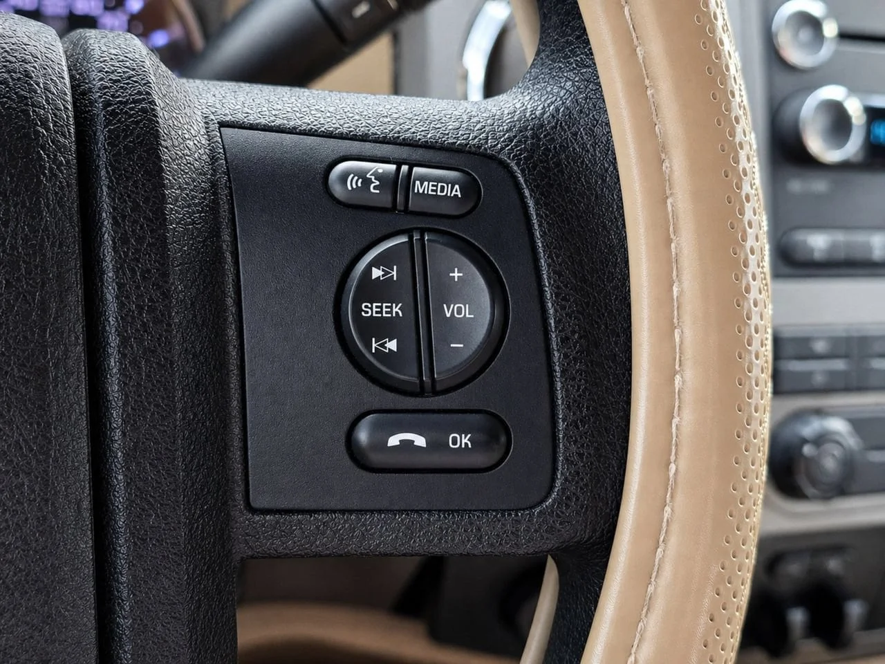 Used 2016 Caribou Ford  image 26