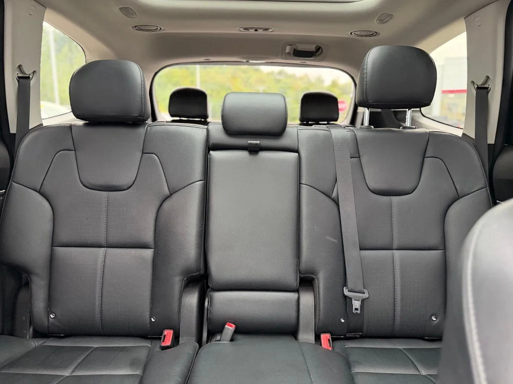 Used 2022 White Kia SX image 26