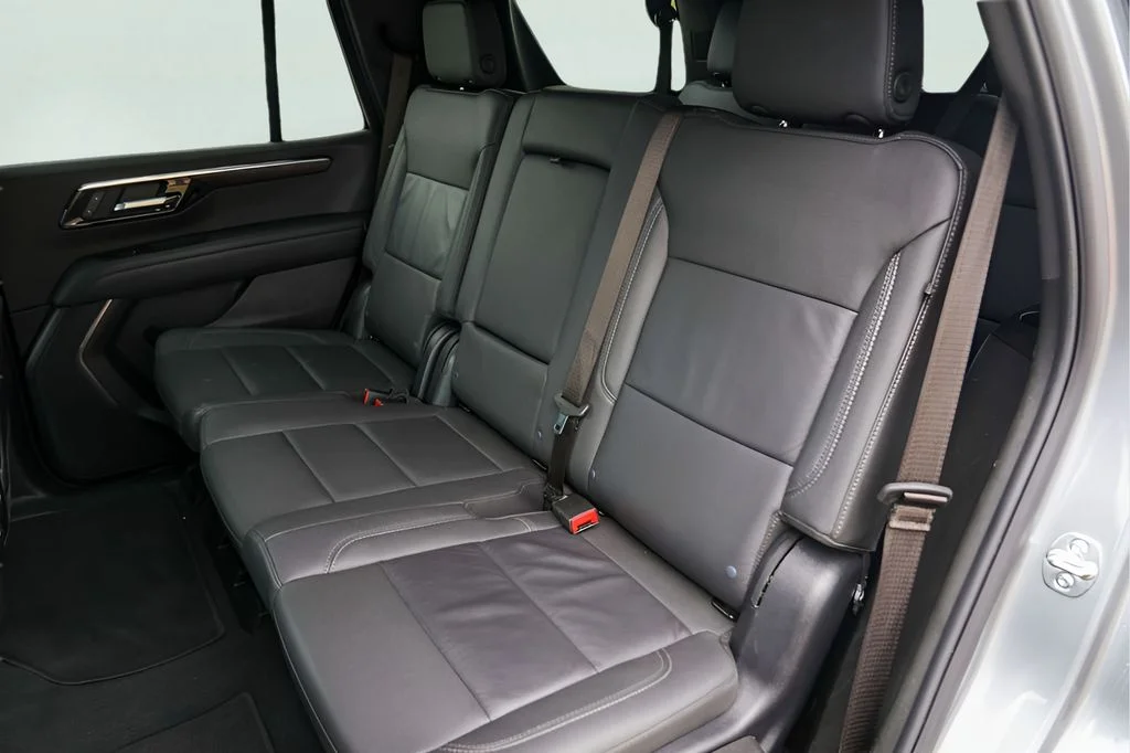 Used 2025 Gray Chevrolet LT image 25