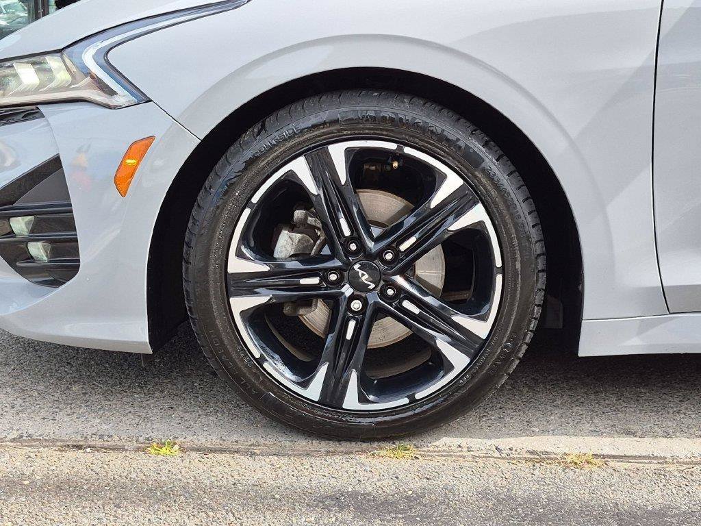 Used 2024 Gray Kia GT-Line image 27