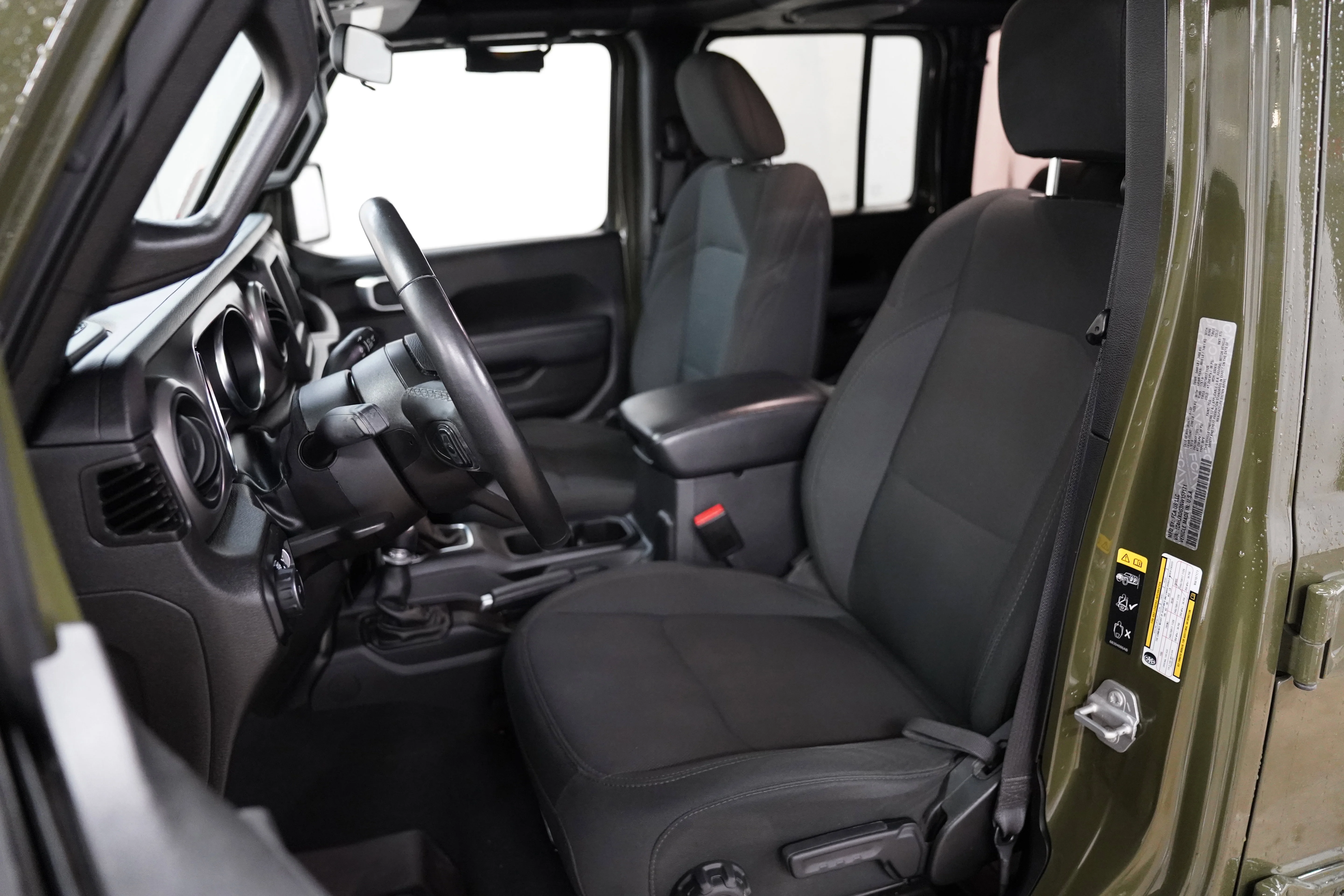 Used 2022 Sarge Green Clearcoat Jeep Unlimited Sport S image 4