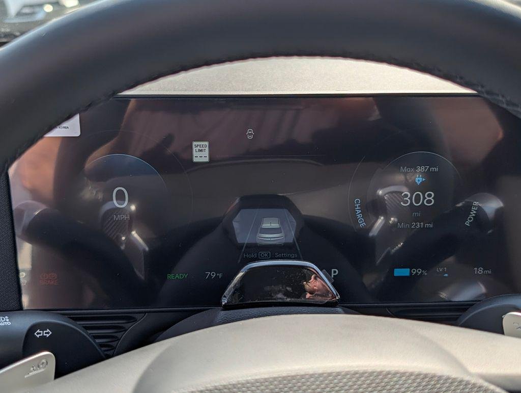 New 2026 White Hyundai SE image 19