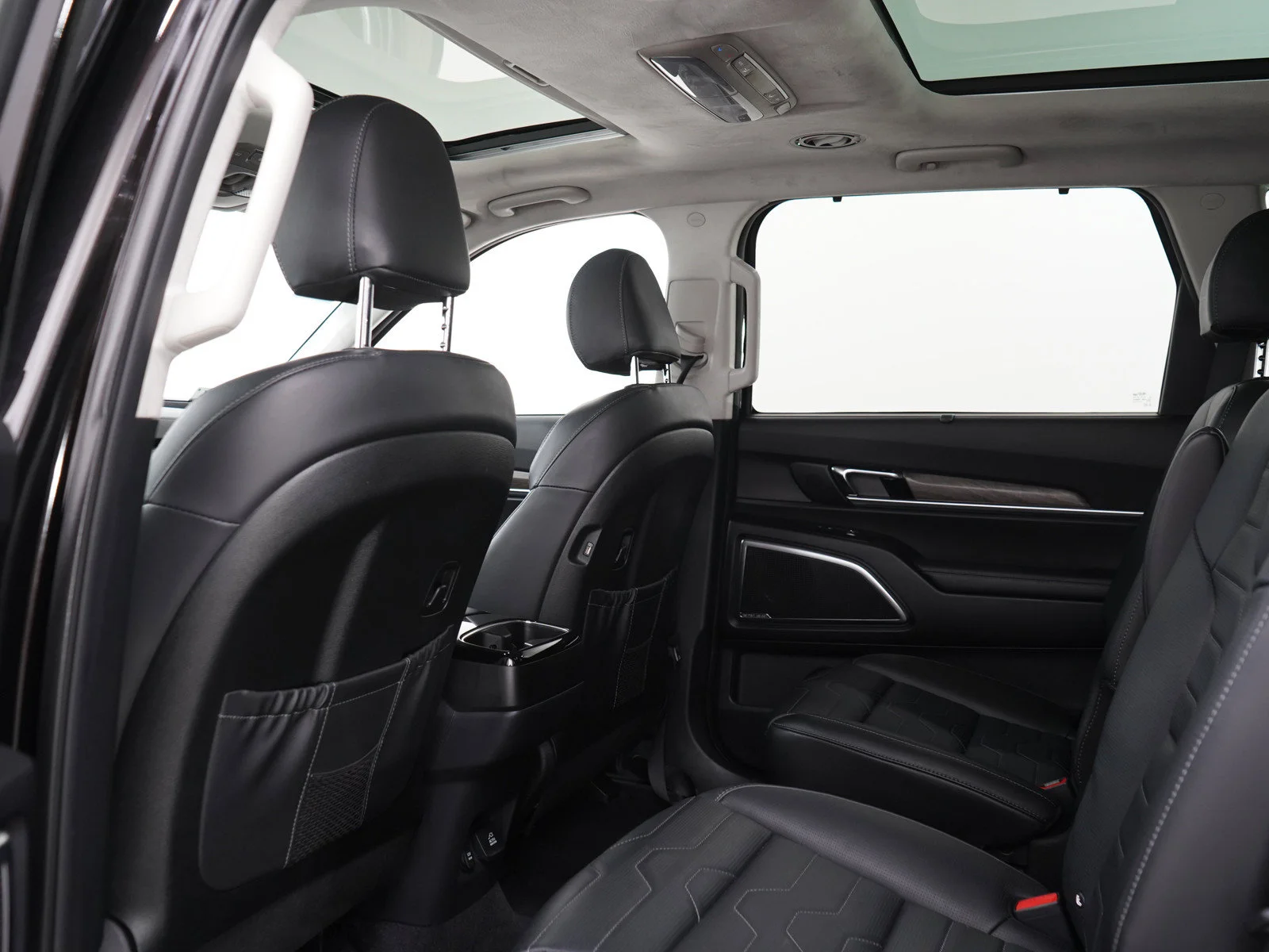 Used 2020 Black Copper Kia SX AWD image 21