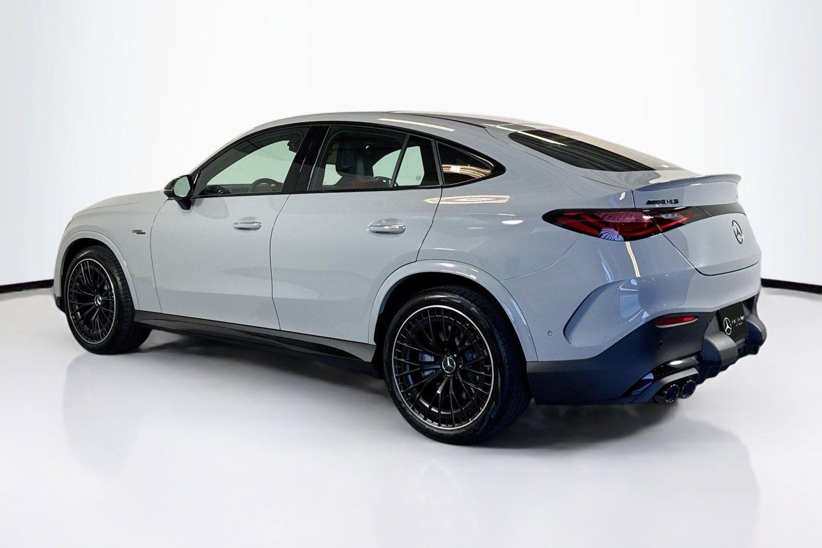 New 2026 Manufaktur Alpine Grey Mercedes-Benz AMG® GLC 43 image 7