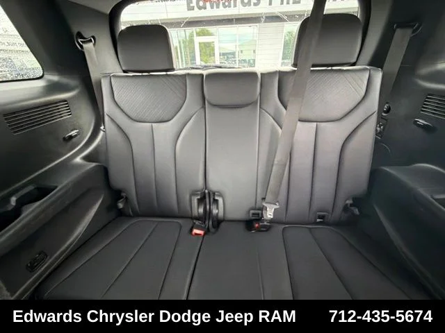 Used 2024 Gray Hyundai SEL image 28