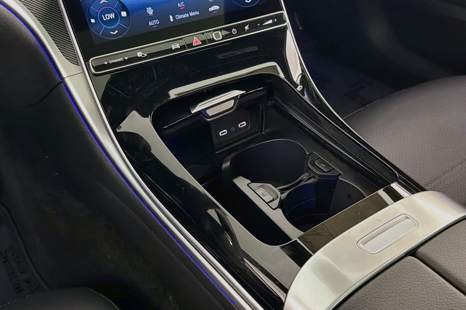 New 2026 MANUFAKTUR Alpine Grey Mercedes-Benz C 300 Sedan image 5