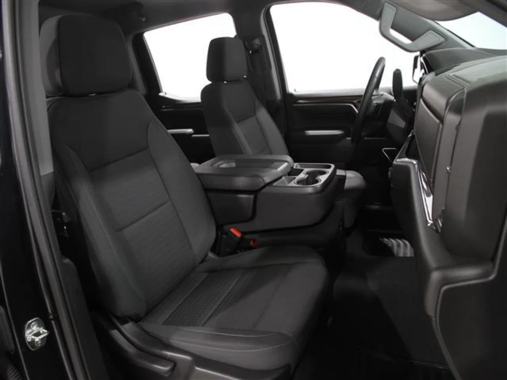 2023 Chevrolet Silverado 1500 LT - Photo 15