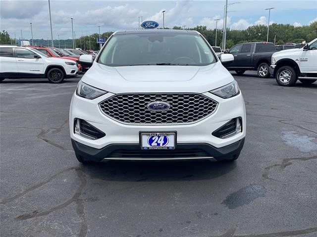 Used 2024 Oxford White Ford SEL image 40