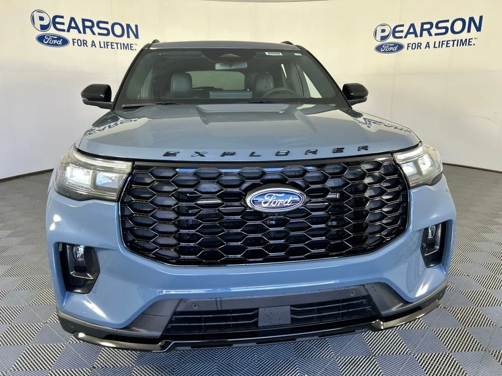 New 2026 Vapor Blue Metallic Ford ST-Line image 2