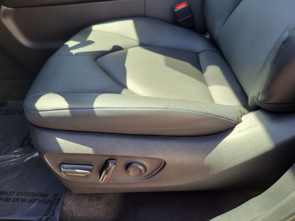 Used 2024 Pearl Toyota XLE image 20