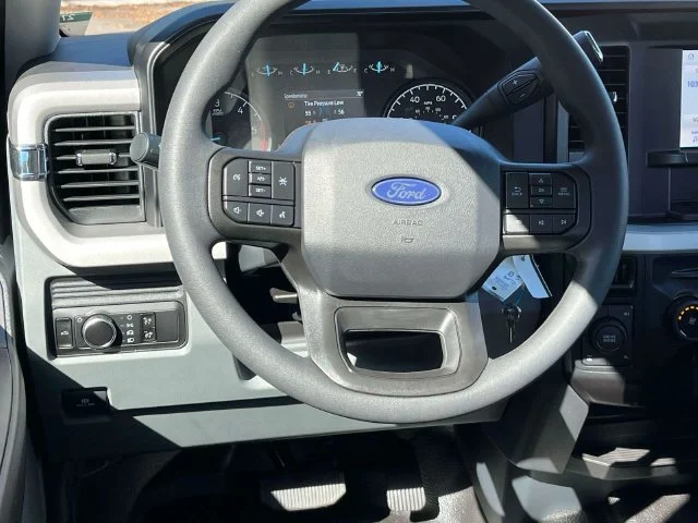 New 2027 Oxford White Ford F-350® XL image 16