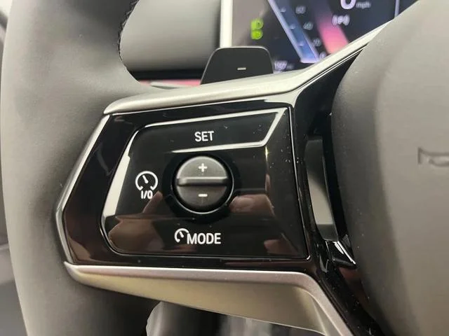 New 2027 Mineral White Metallic BMW 530i image 9