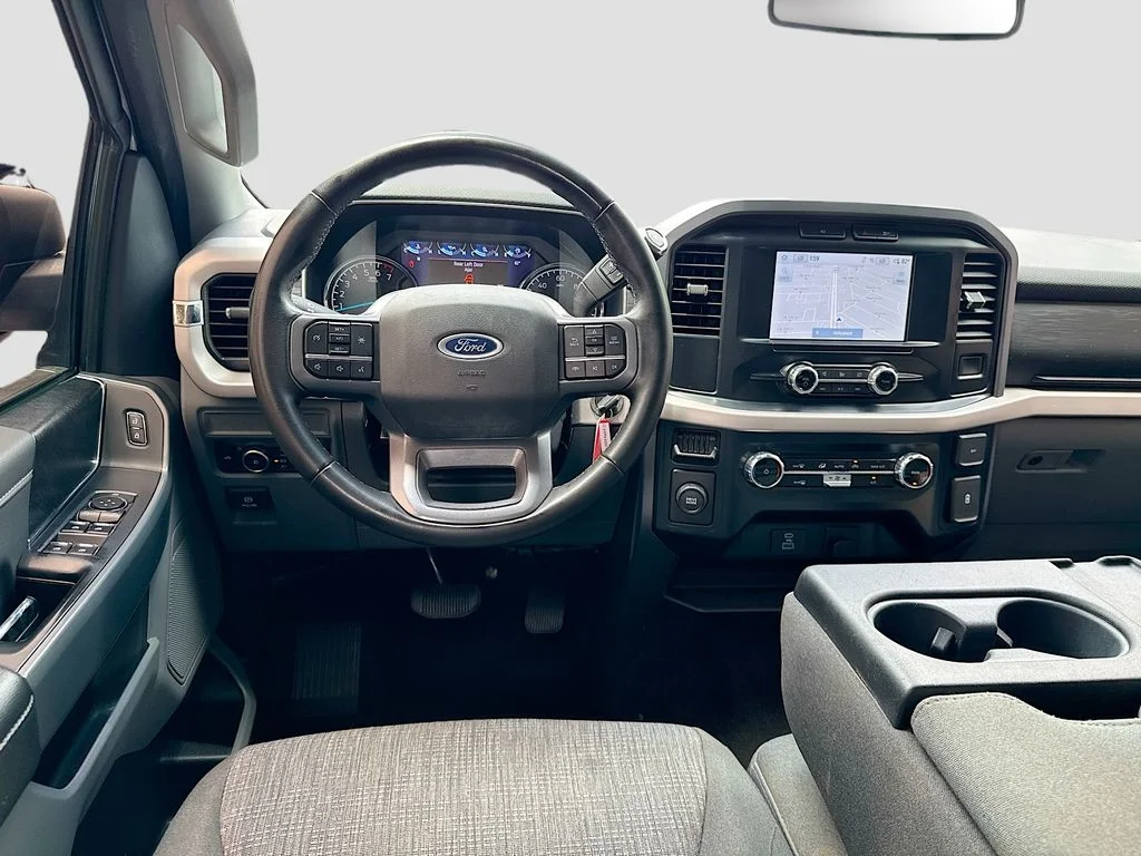 Used 2023 White Ford XLT image 22