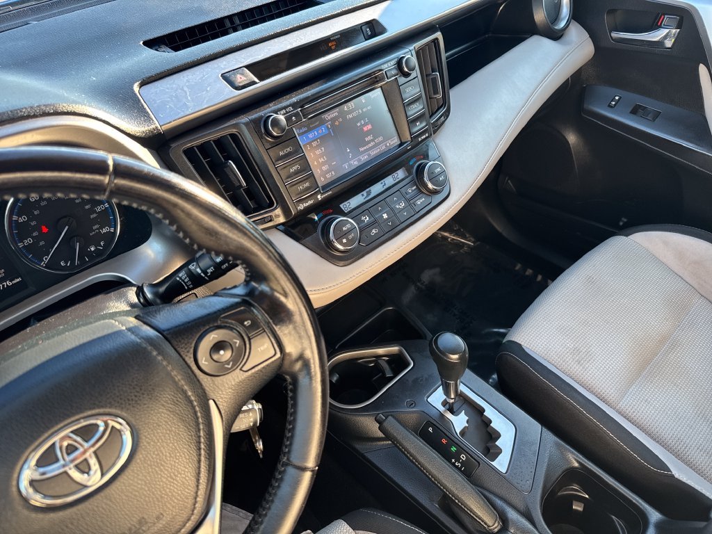 Used 2016 Blue Toyota XLE image 22