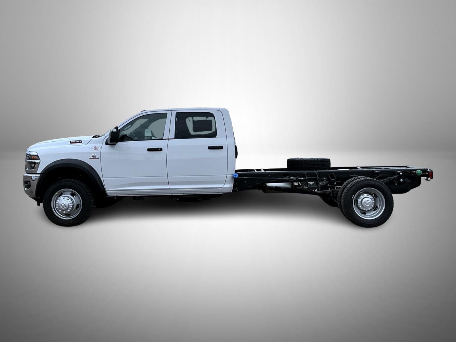 New 2026 Bright White Clearcoat RAM Tradesman image 8