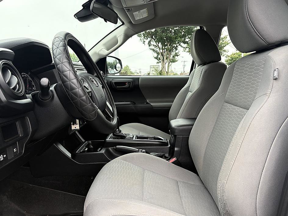 Used 2018 Super White Toyota SR image 7
