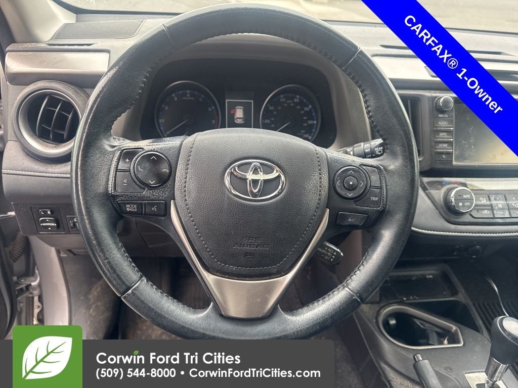 Used 2017 Toyota RAV4 XLE with VIN 2T3RFREV6HW599184 for sale in Pasco, WA