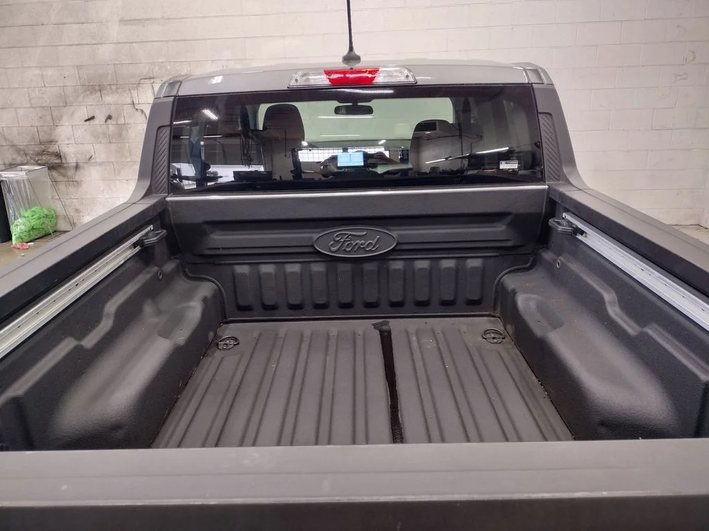 Used 2022 Gray Ford XLT image 18