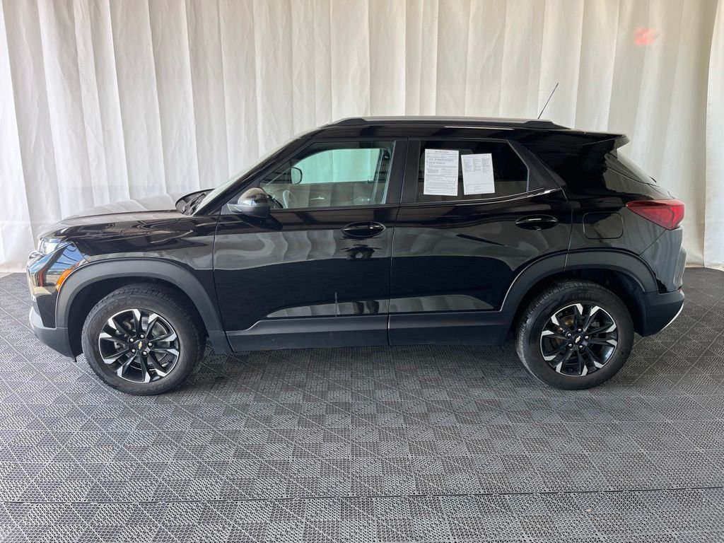 Used 2022 Black Chevrolet LT image 27