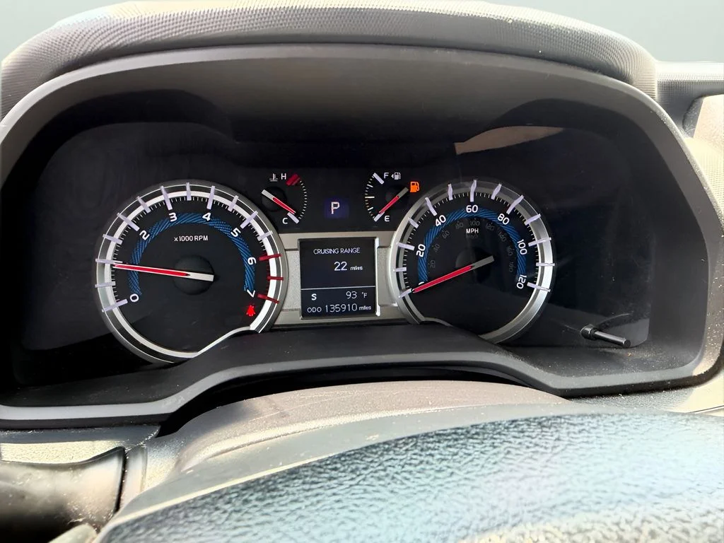 Used 2018 Nautical Blue Metallic Toyota SR5 image 22
