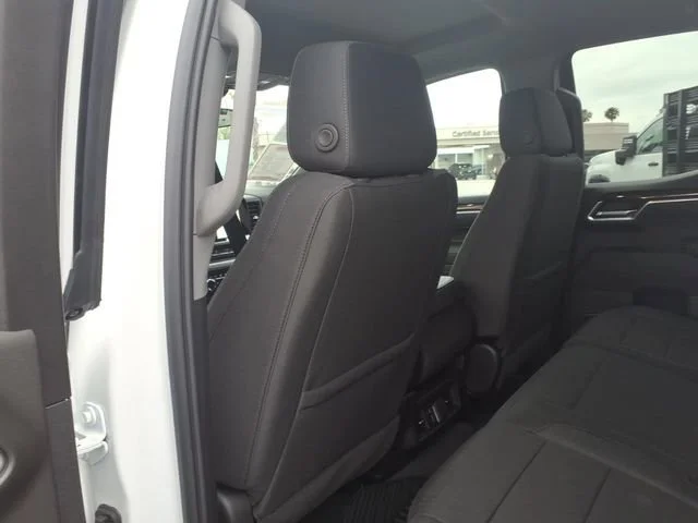 Used 2026 Summit White GMC SLE image 10