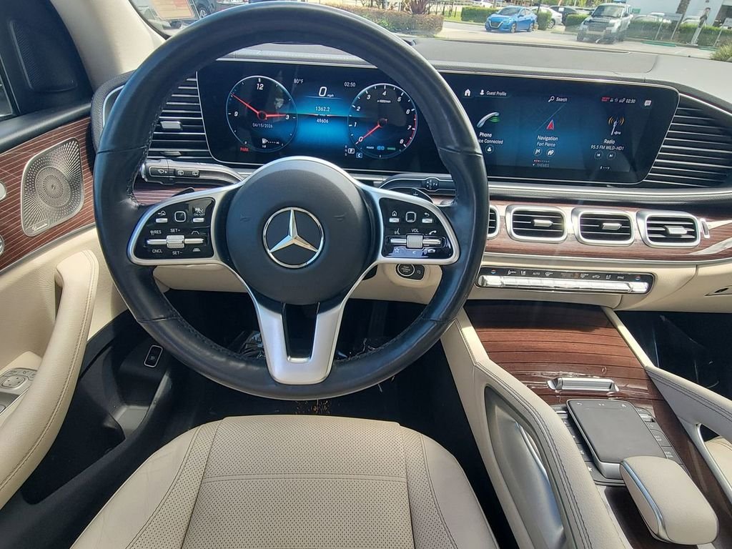 Used 2022  Mercedes-Benz GLS 450 image 19