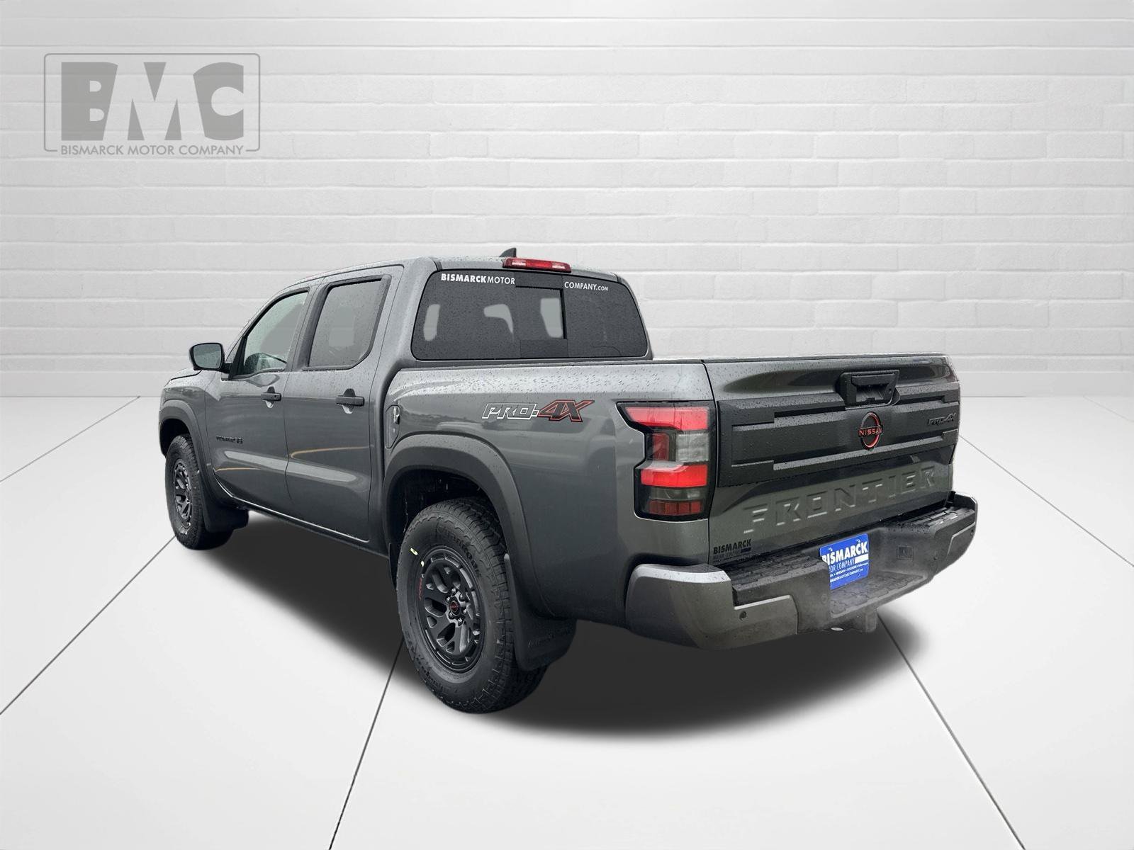New 2027 Gray Nissan PRO-4X image 4