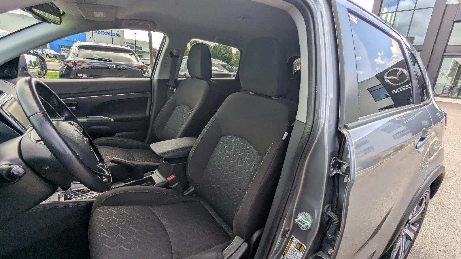 2021 Mitsubishi Outlander Sport SE - Photo 18