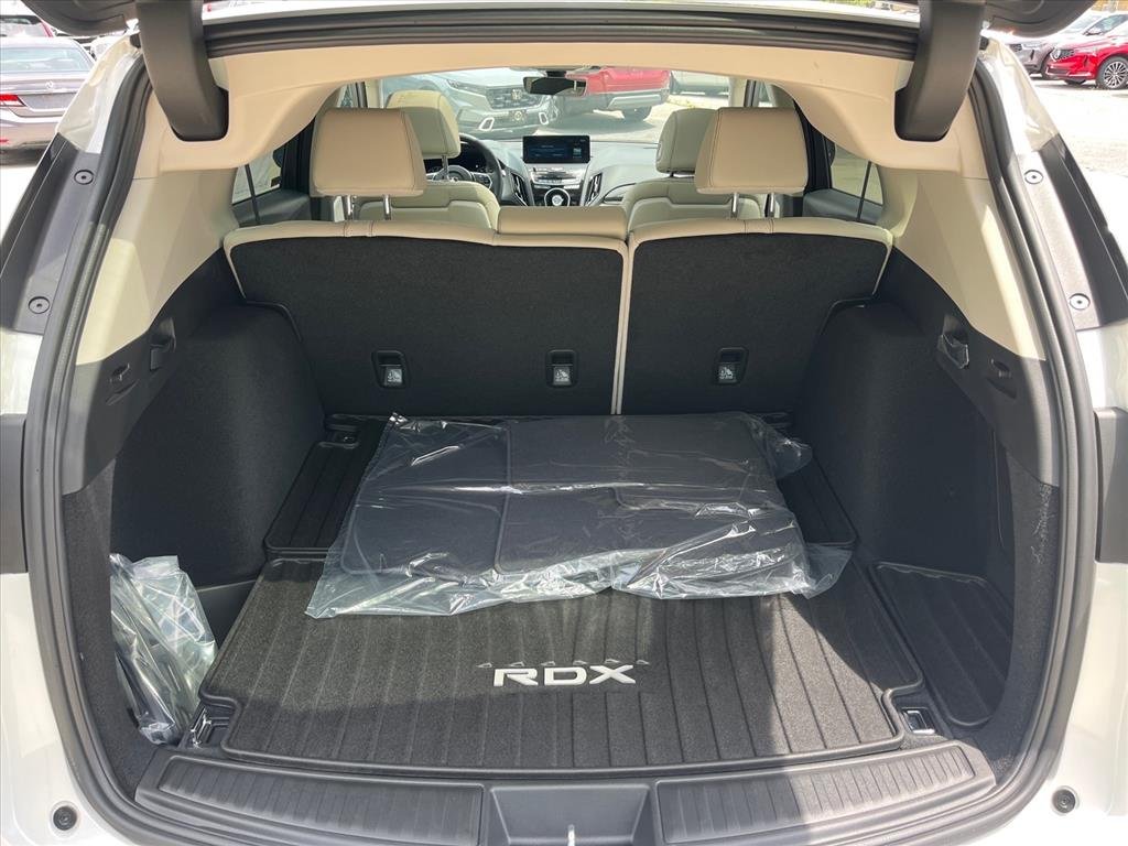 New 2026 Platinum White Pearl Acura Technology Package SH-AWD image 13