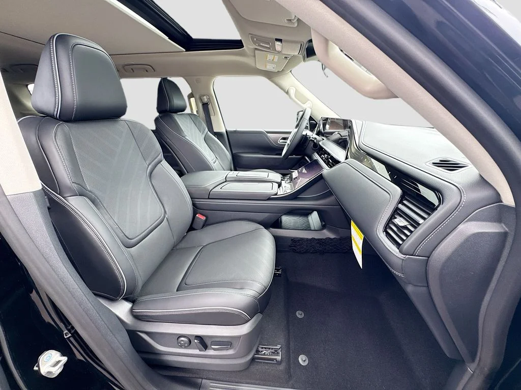 New 2026 BLACK OBSIDIAN INFINITI Luxe 4WD image 31