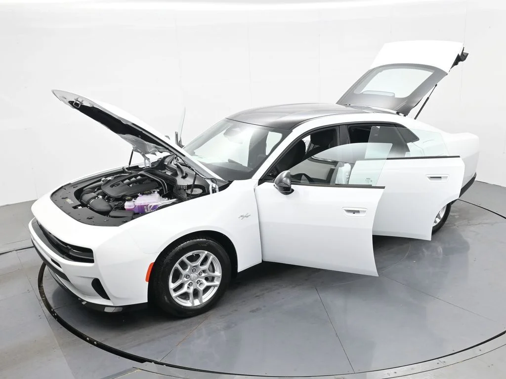 New 2026 White Knuckle Exterior Paint Dodge R/T image 45