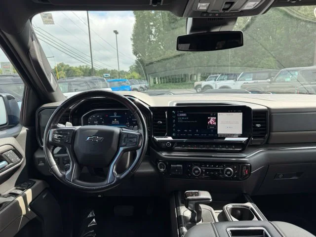Used 2022 Blue Chevrolet ZR2 image 16