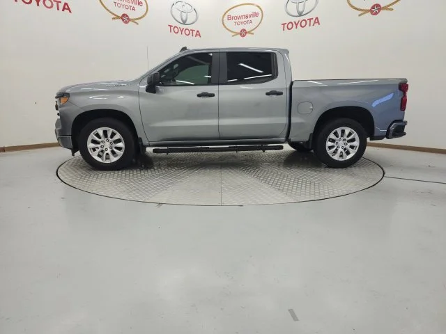 Used 2024 Gray Chevrolet Custom image 5