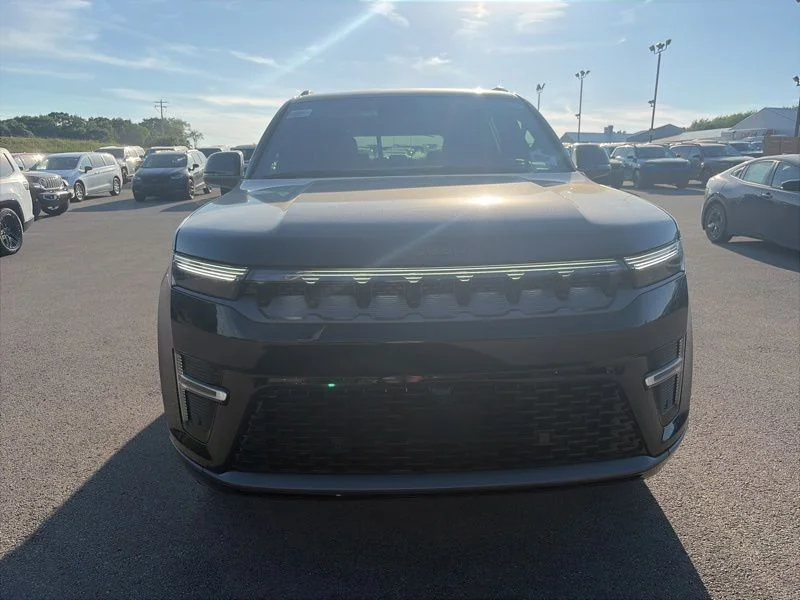 New 2026 High Gloss Black Exterior Paint Jeep Limited Reserve image 12