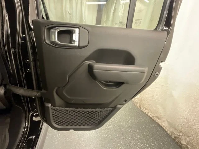 2026 Jeep Gladiator Willys - Photo 24