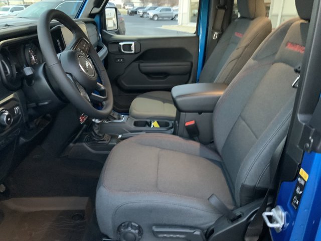 2026 Jeep Wrangler 2-Door Rubicon - Photo 14