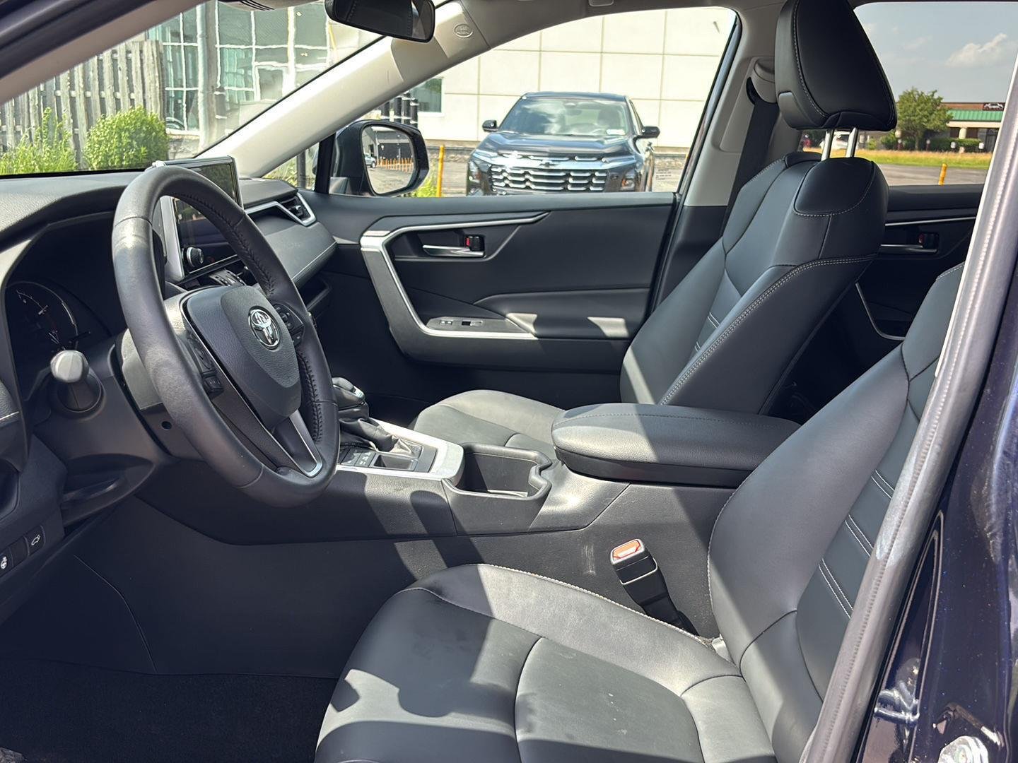 Used 2024 Blueprint Toyota XLE Premium image 30