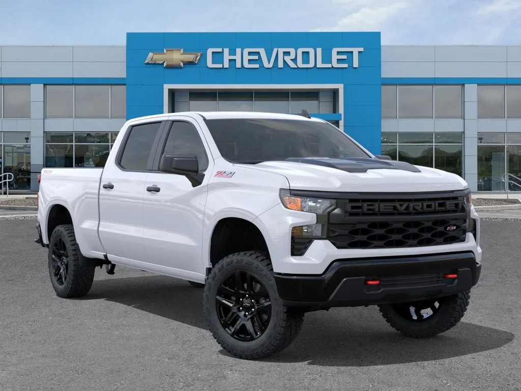 New 2026 Summit White Chevrolet Custom Trail Boss image 7