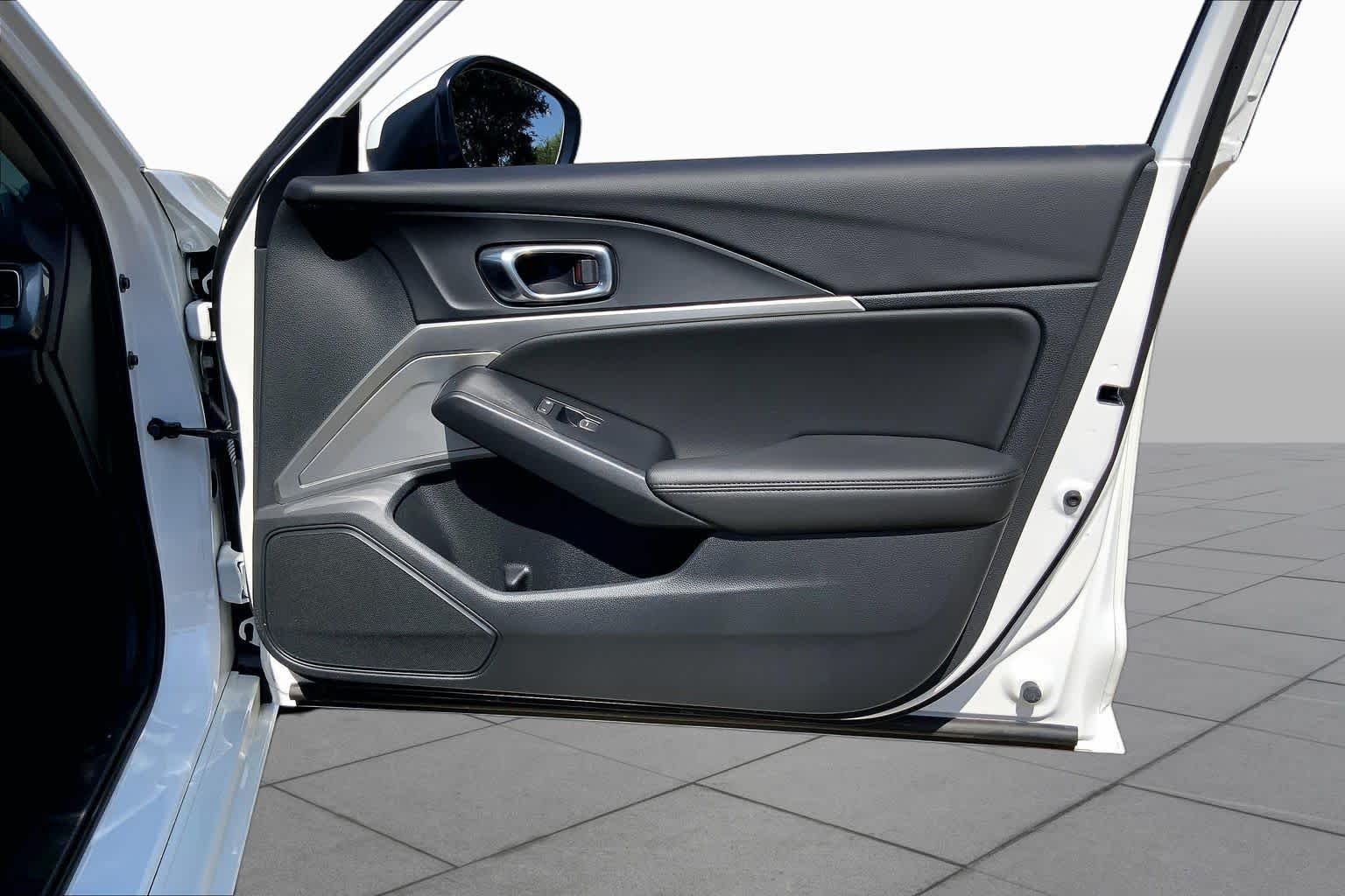 Used 2026 Platinum White Pearl Acura  image 22