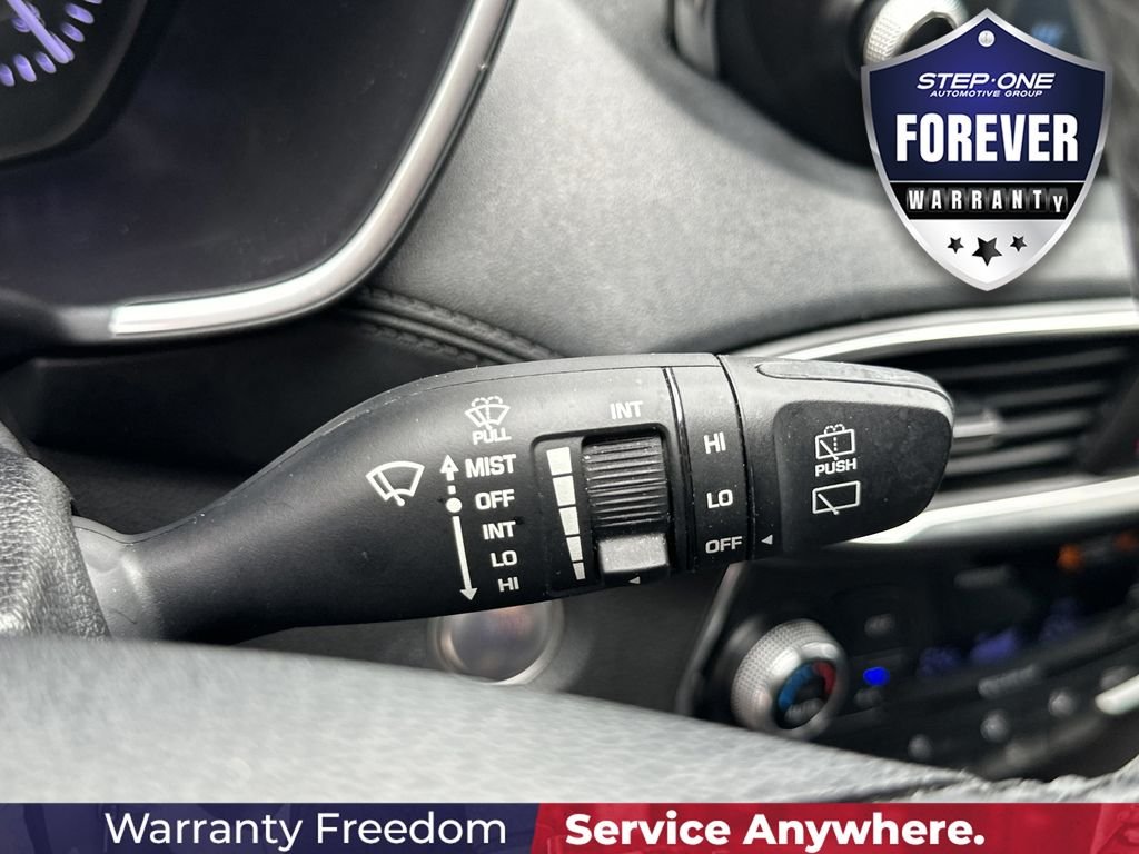 Used 2020 Black Hyundai SEL image 23
